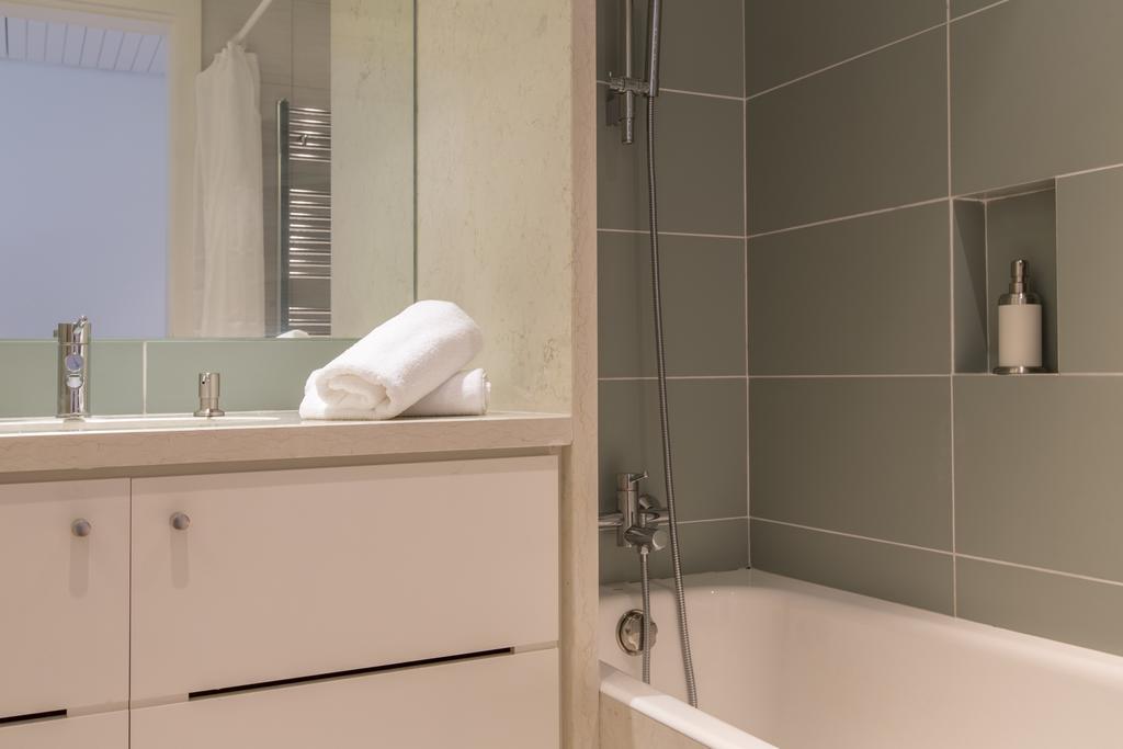 Apt In Lisbon Marina Tejo - Parque Das Nacoes Exterior photo
